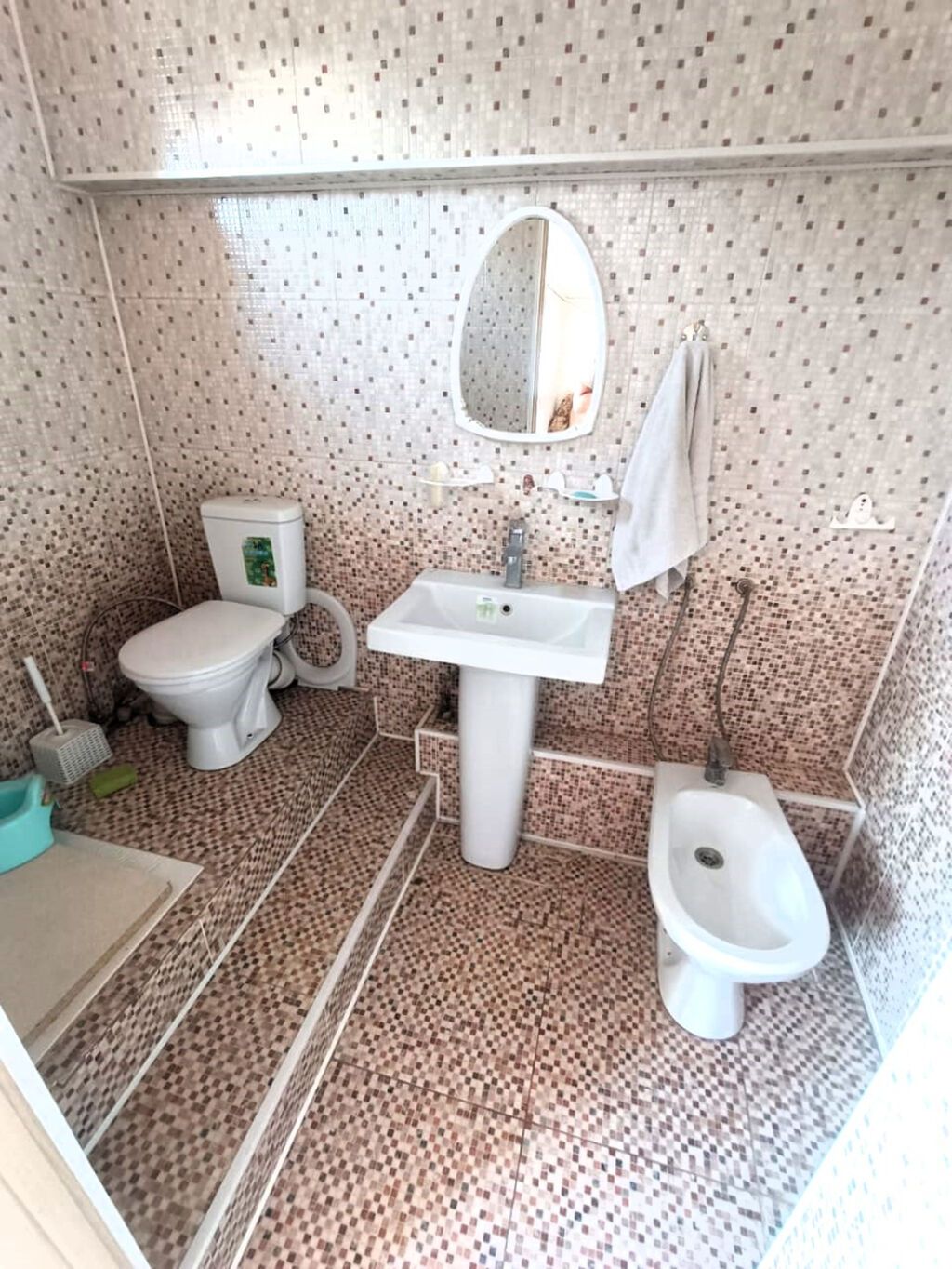 200 м², 6 комнат, Арча-Бешик ж/м, Без животных: фото 3