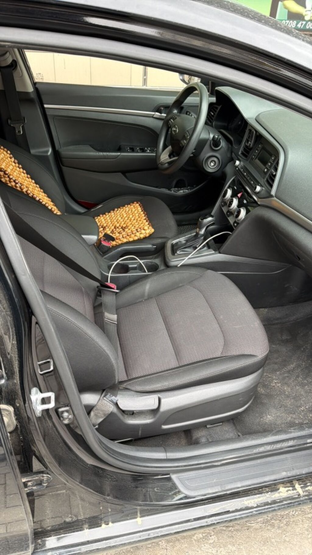 Hyundai Avante: 2020 г., 1.6 л, Автомат, Газ, Седан: фото 3