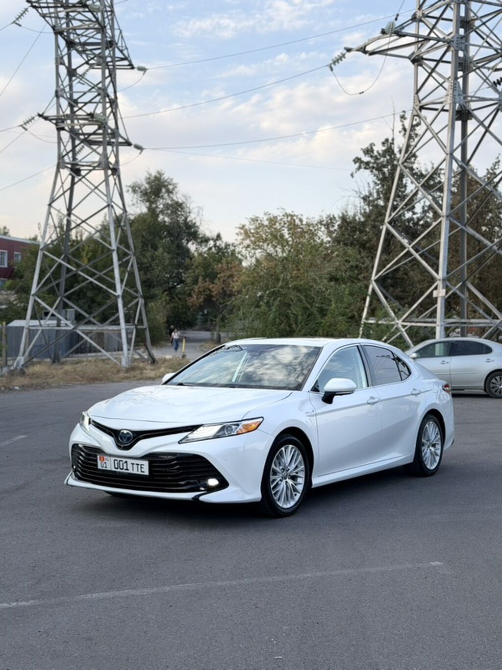 Toyota Camry: 2020 г., 2.5 л, Автомат, Бензин, Седан: фото 2