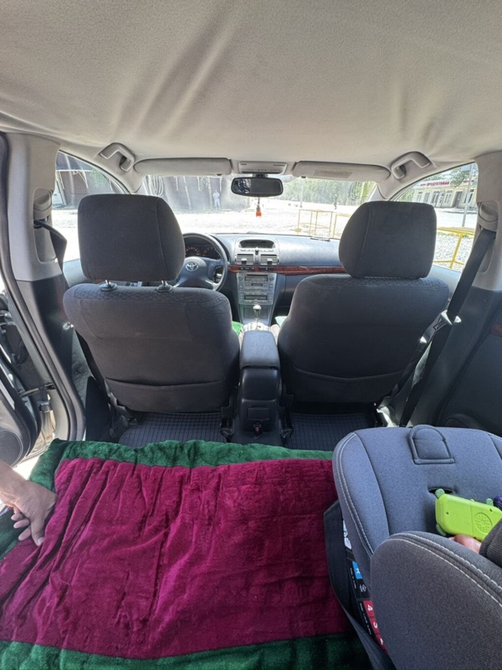 Toyota Avensis: 2005 г., 2.4 л, Автомат, Бензин, Седан: фото 8