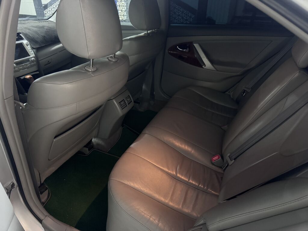 Toyota Camry: 2010 г., 2.5 л, Автомат, Бензин, Седан: фото 4