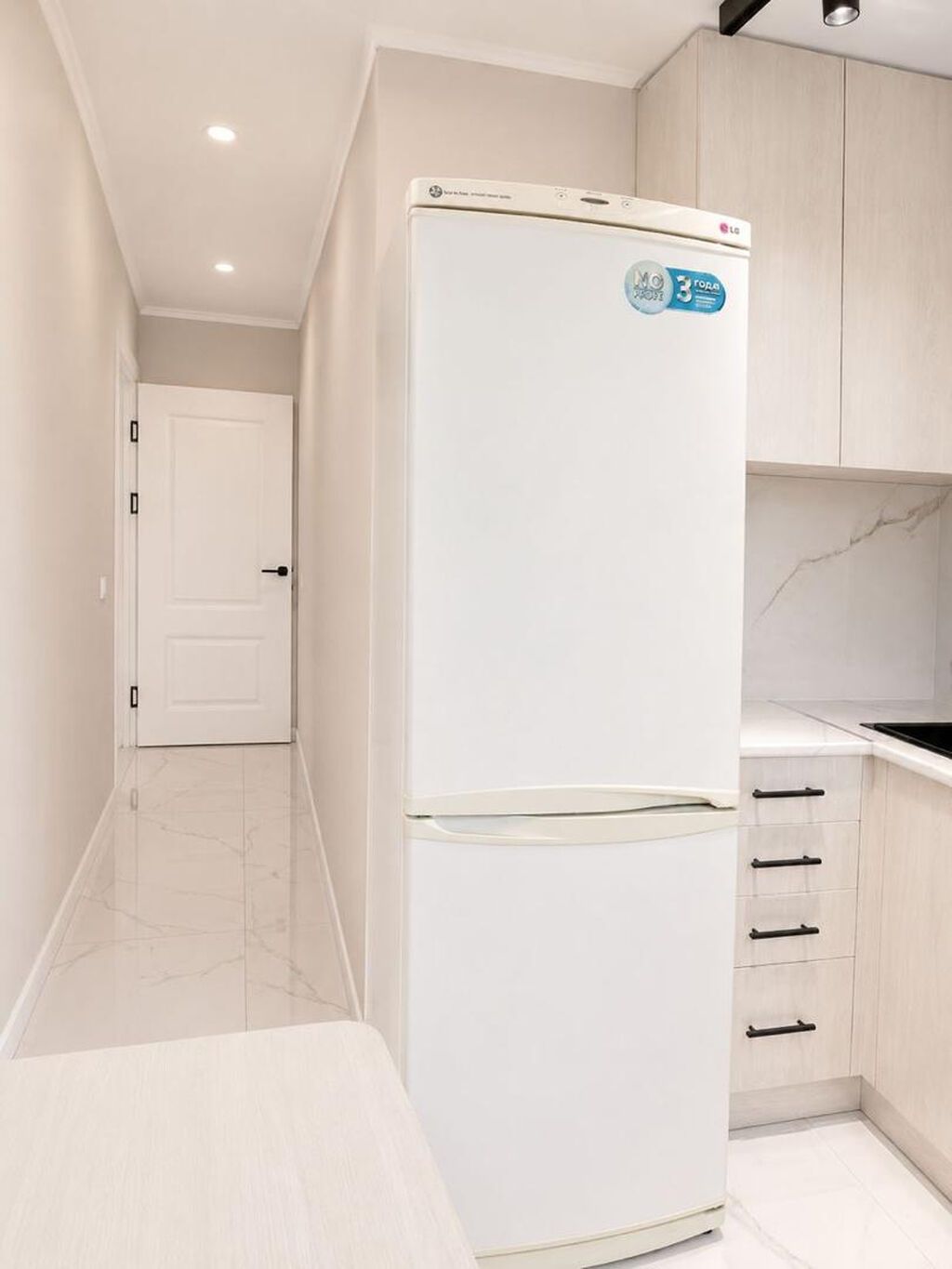 2 комнаты, 43 м², 6 мкр 104 серия, 4 этаж, Дизайнерский ремонт: фото 3