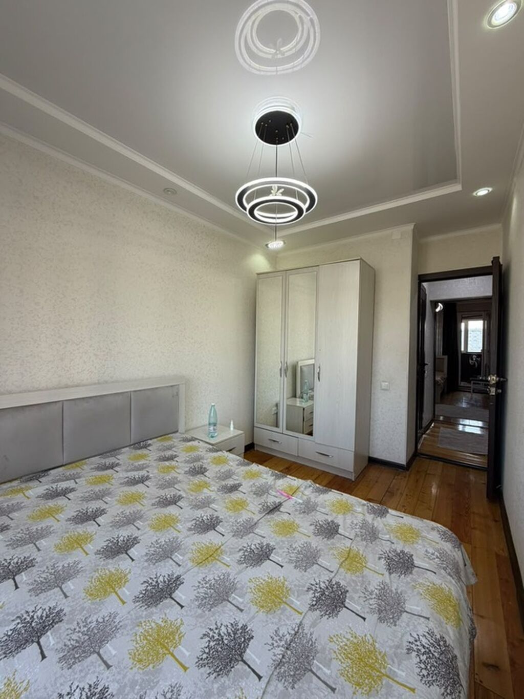3 комнаты, 70 м², Золотой квадрат Индивидуалка, 7 этаж, Косметический ремонт: фото 5