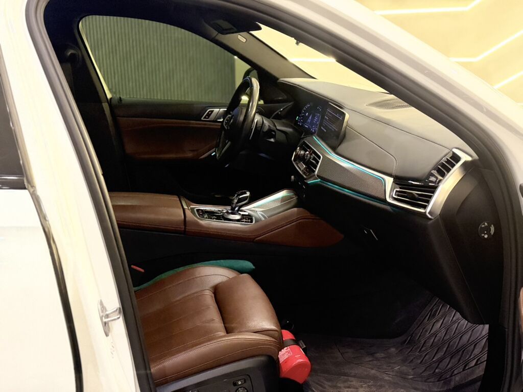 BMW X6: 2020 г., 3 л, Бензин, Купе: фото 6