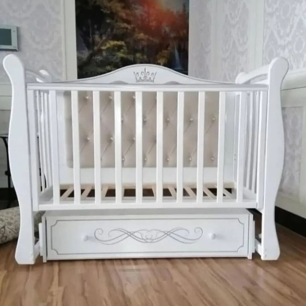 Кроватка маятник с ящиком Julia 111 с мягкой обивкой Продольный и: фото 2
