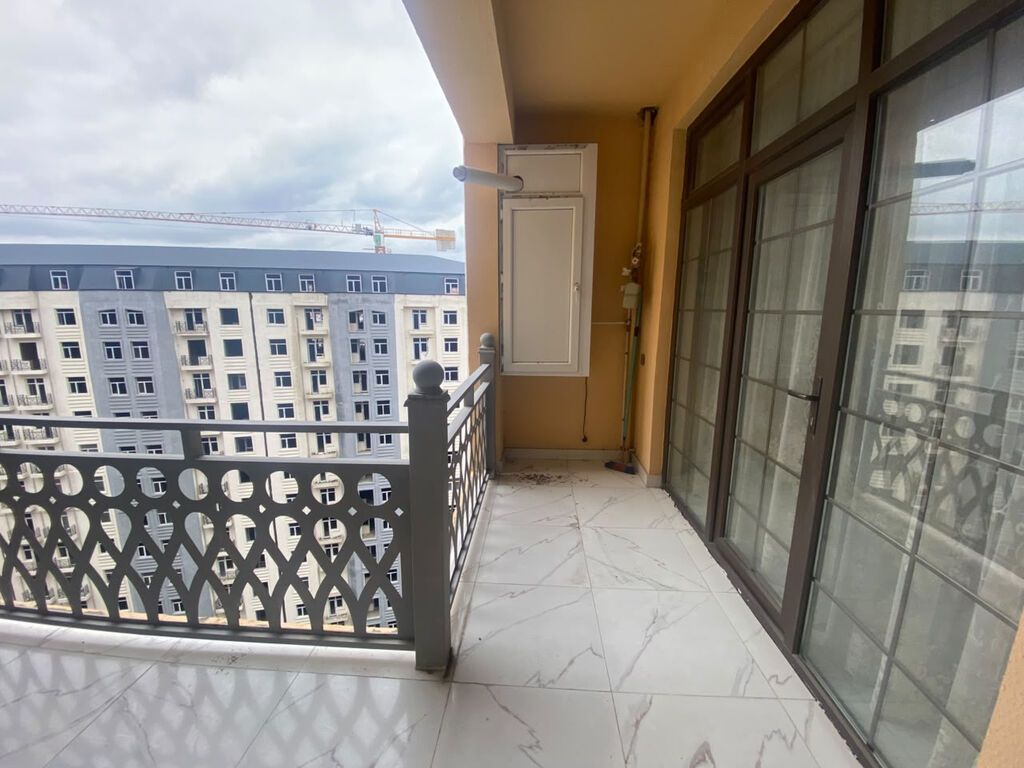 3 otaqlı, Yeni tikili, 92 kv. m