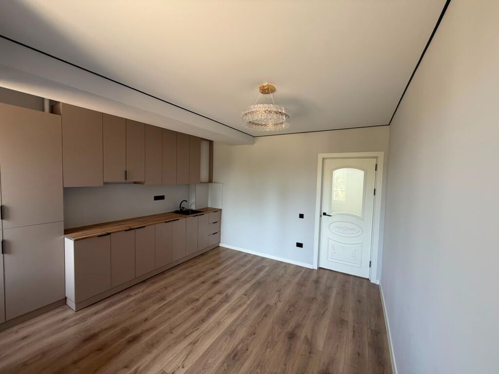 1 комната, 41 м², Элитка, 1 этаж, Дизайнерский ремонт: фото 3