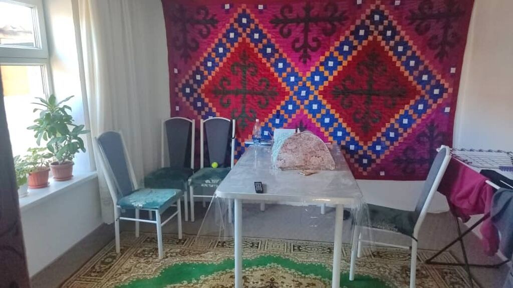 Дом с участком - Планировка: отдельная спальня с двуспальной кроватью: фото 2