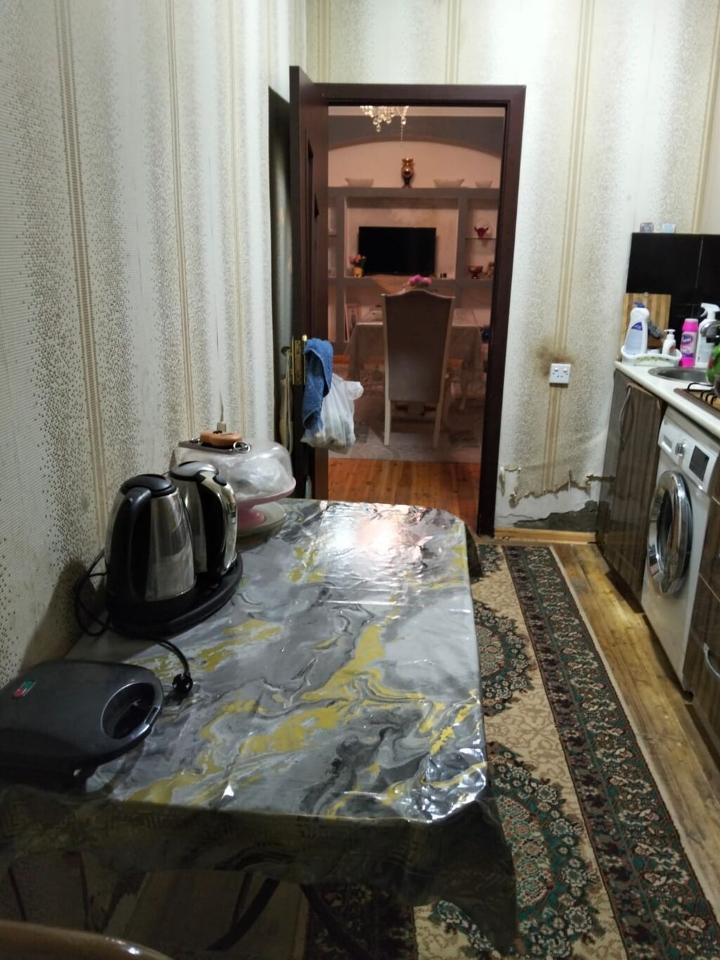 3 otaqlı, 100 kv. m, Kredit yoxdur, Orta təmir