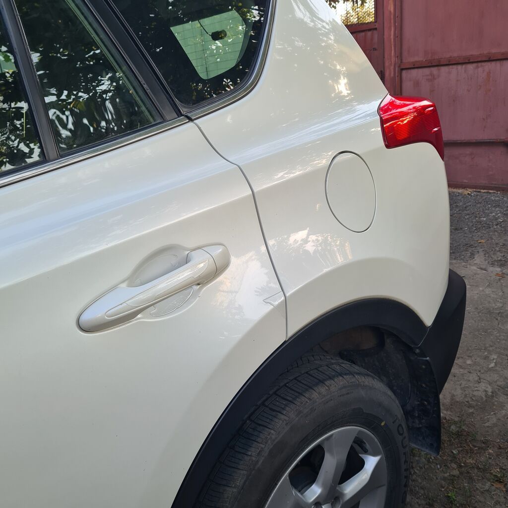 Toyota RAV4: 2014 г., 2.5 л, Автомат, Бензин, Кроссовер: фото 5