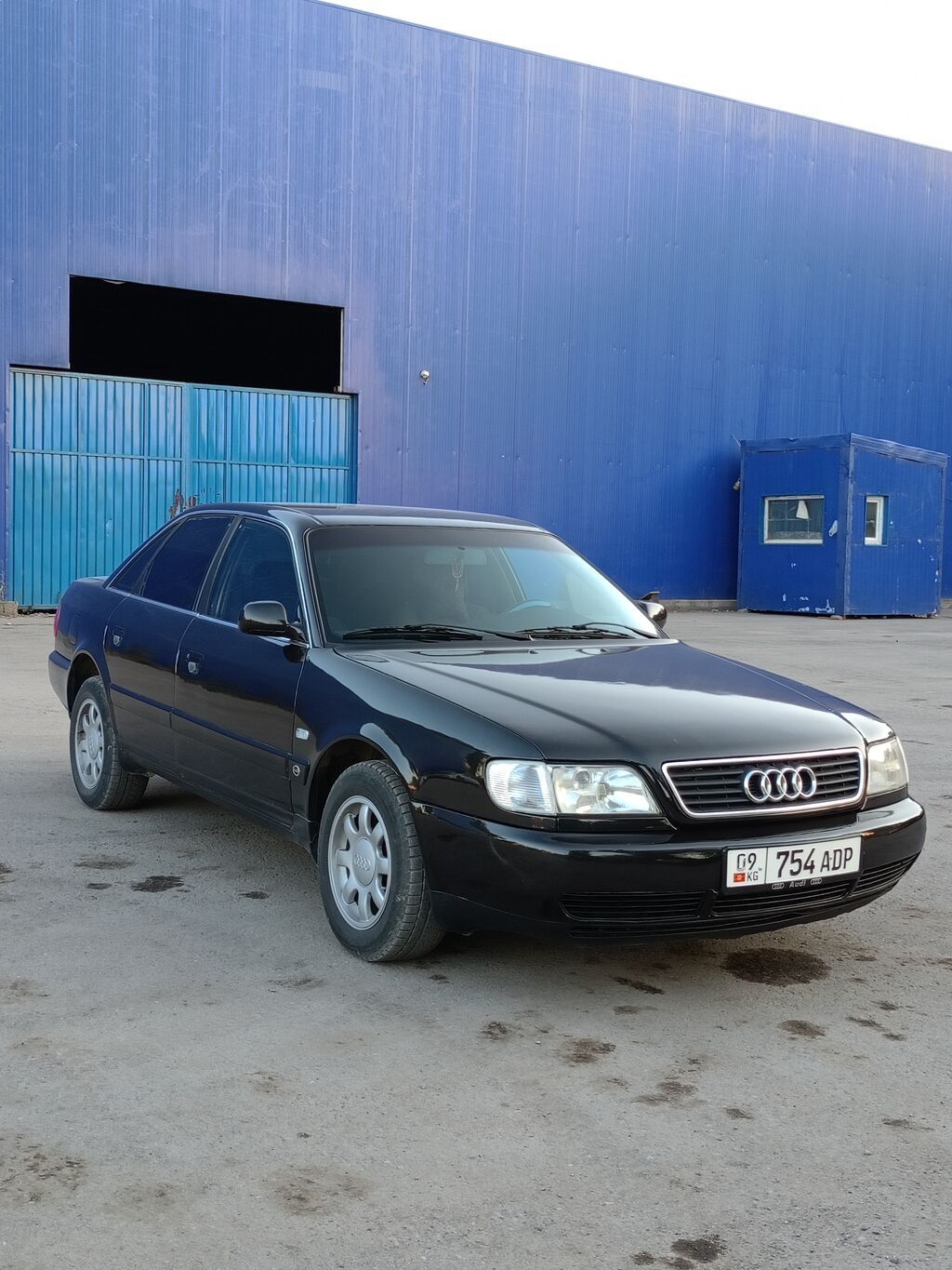 Audi A6: 1995 г., 2.6 л, Механика, Бензин, Седан: фото 2