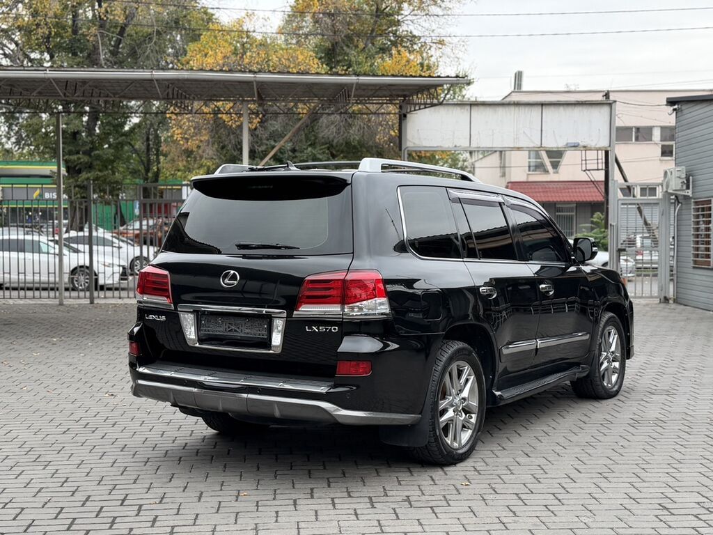 Lexus LX: 2013 г., 5.7 л, Автомат, Газ, Внедорожник: фото 4