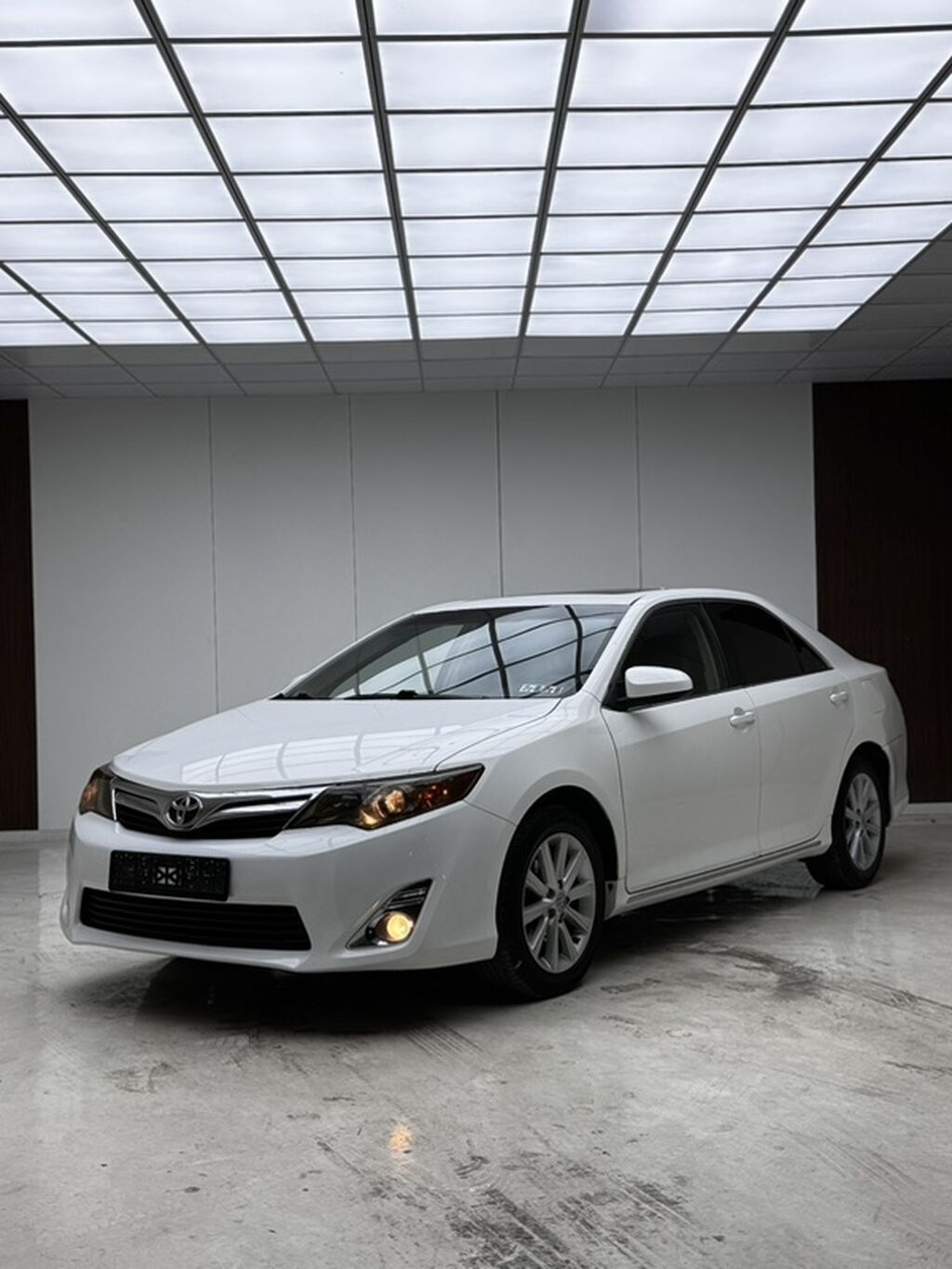 Toyota Camry: 2012 г., 2.5 л, Автомат, Бензин, Седан: фото 2