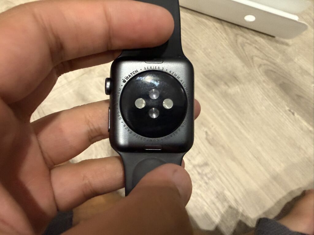 Apple Watch Series 3, 42 мм, алюминий, цвет Space Gray. Модель A1859: фото 4