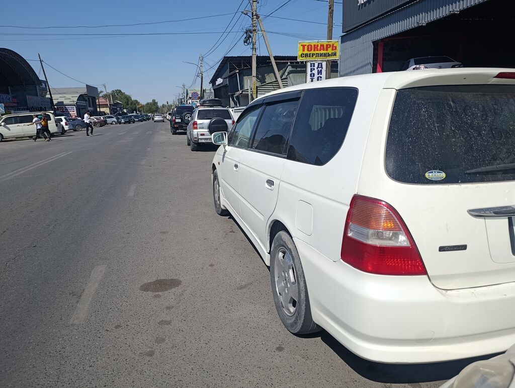 Honda Odyssey: 2000 г., Автомат, Минивэн: фото 3