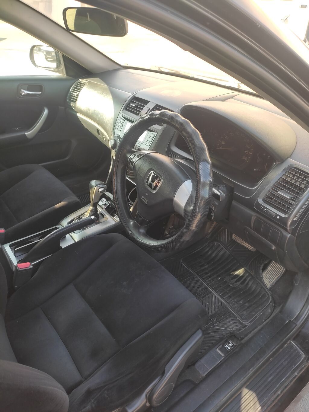 Honda Accord: 2005 г., 2 л, Автомат, Бензин: фото 2