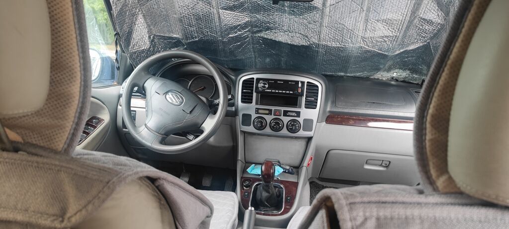 Suzuki Grand Vitara: 2004 г., 2.7 л, Механика, Бензин, Внедорожник: фото 8