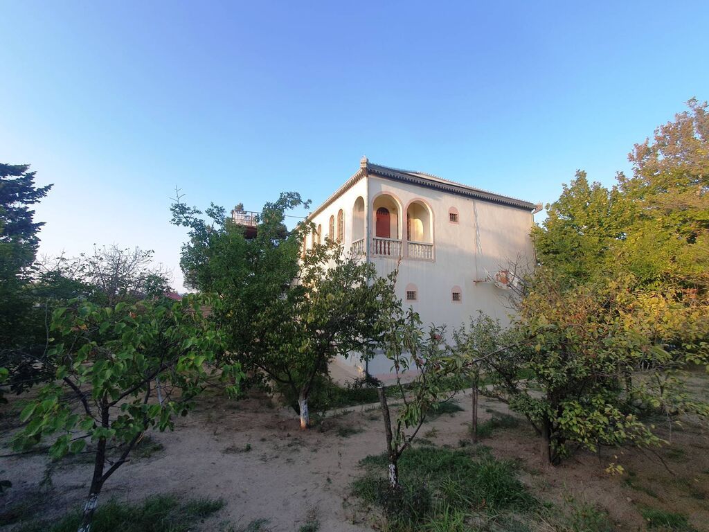Bakı, Binəqədi qəs., 216 kv. m, 6 otaqlı, Hovuzsuz, Telefon, İnternet, Su