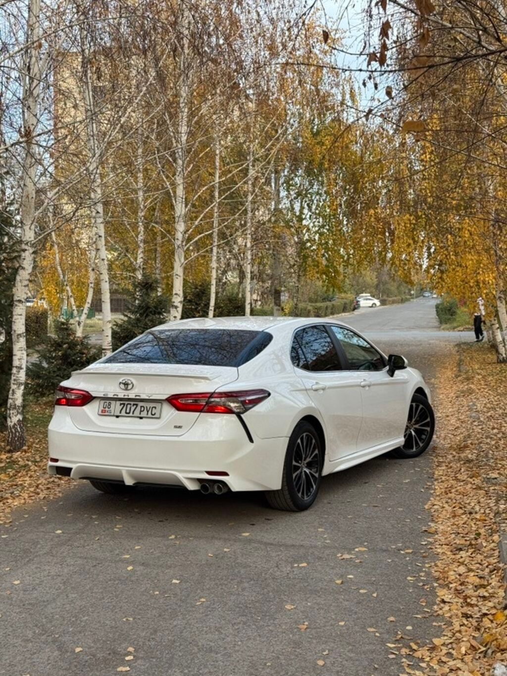 Toyota Camry: 2019 г., 2.5 л, Автомат, Бензин, Седан — фото 3