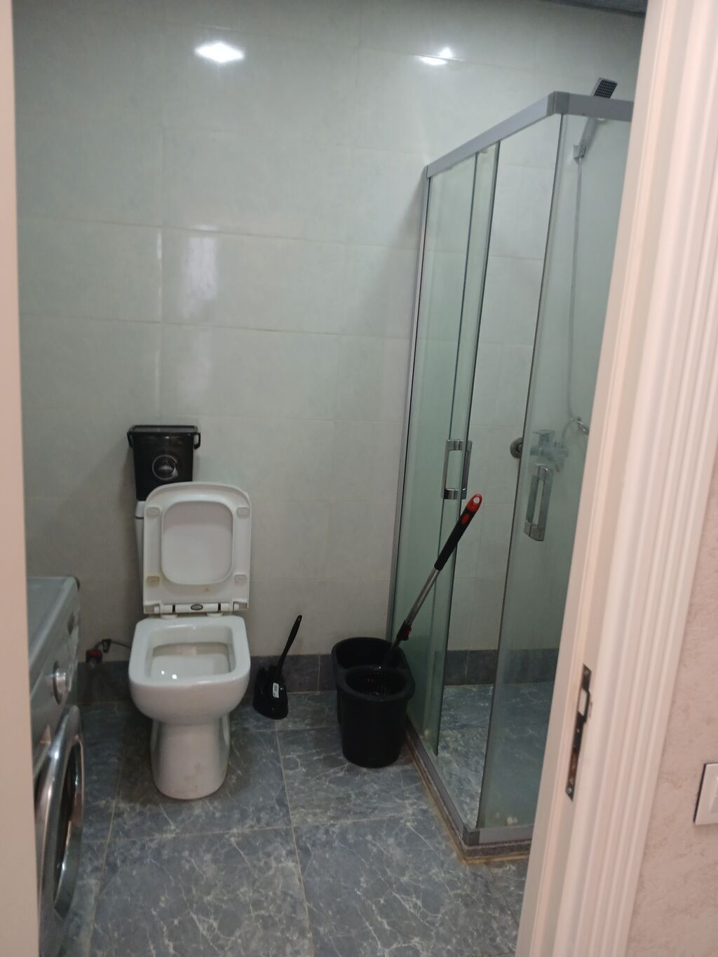 Kirayə mənzil – tam təchizatlı 3 otaqlı - Daxili planlama: geniş