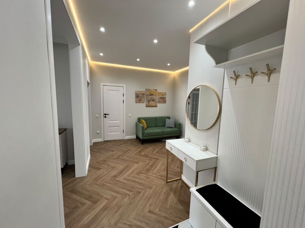 3 комнаты, 117 м², Ак-Кеме Элитка, 10 этаж, Дизайнерский ремонт: фото 2