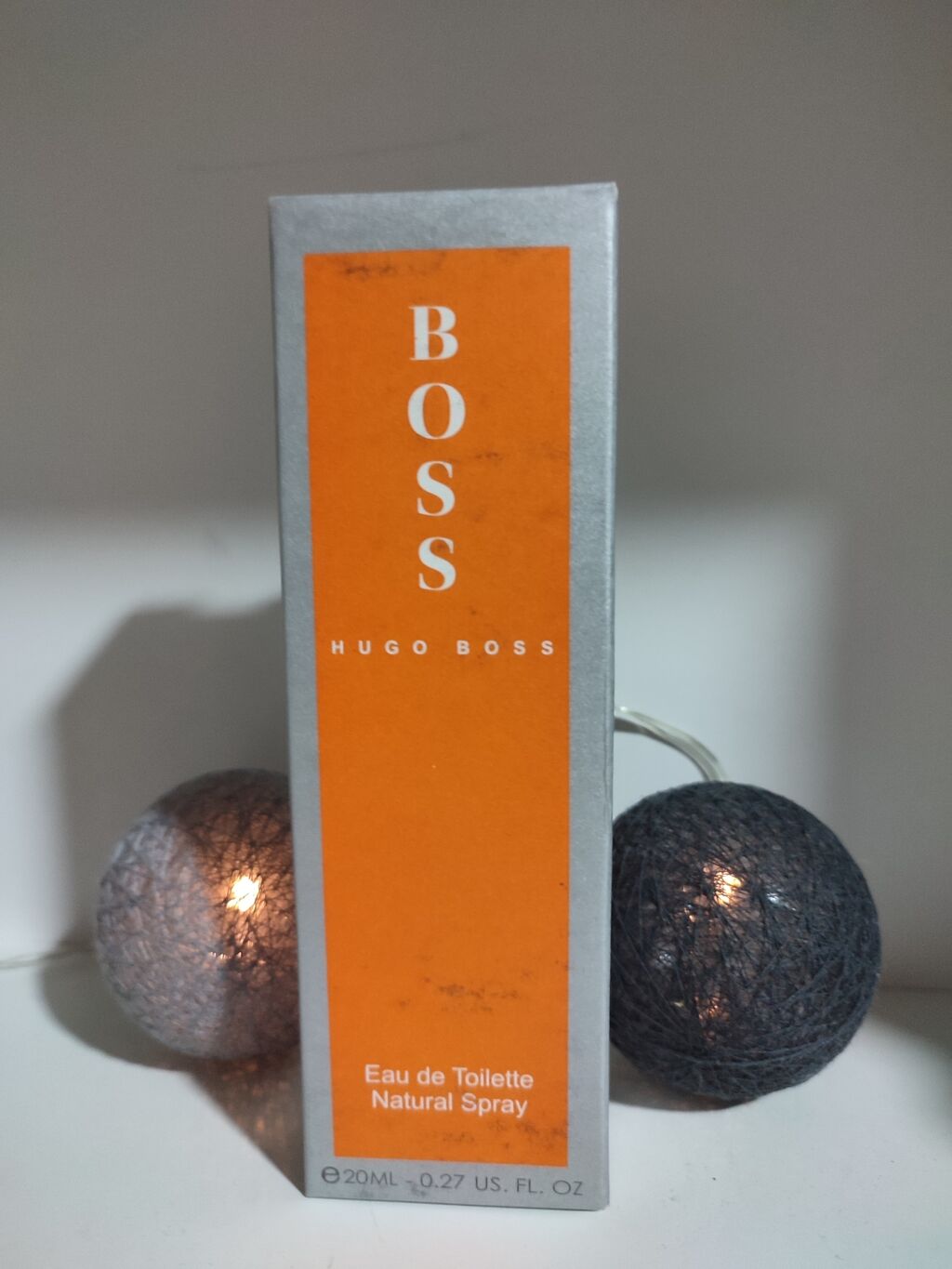 Parfemi: Hugo Boss Boss muški parfem 20 ml
Odličan kvalitet i trajnost parfema — 1