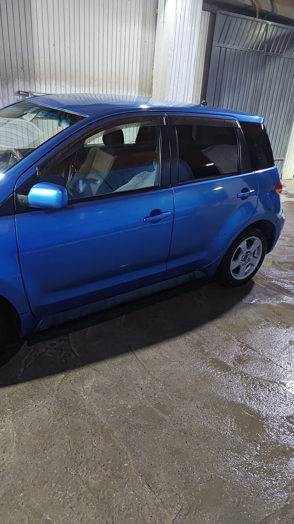 Toyota Ist: 2002 г., 1.5 л, Автомат, Бензин, Лифтбек: фото 7