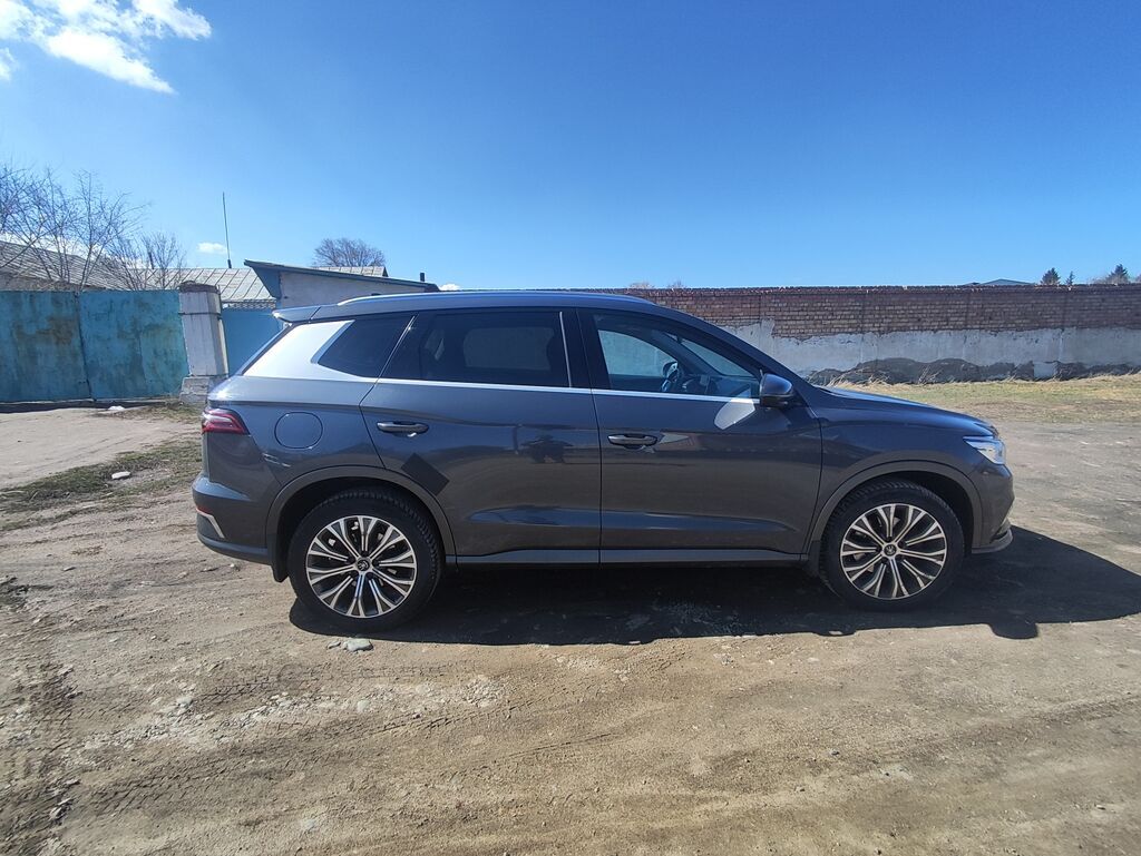BYD Song Pro: 2019 г., 1.5 л, Робот, Гибрид, Кроссовер: фото 2