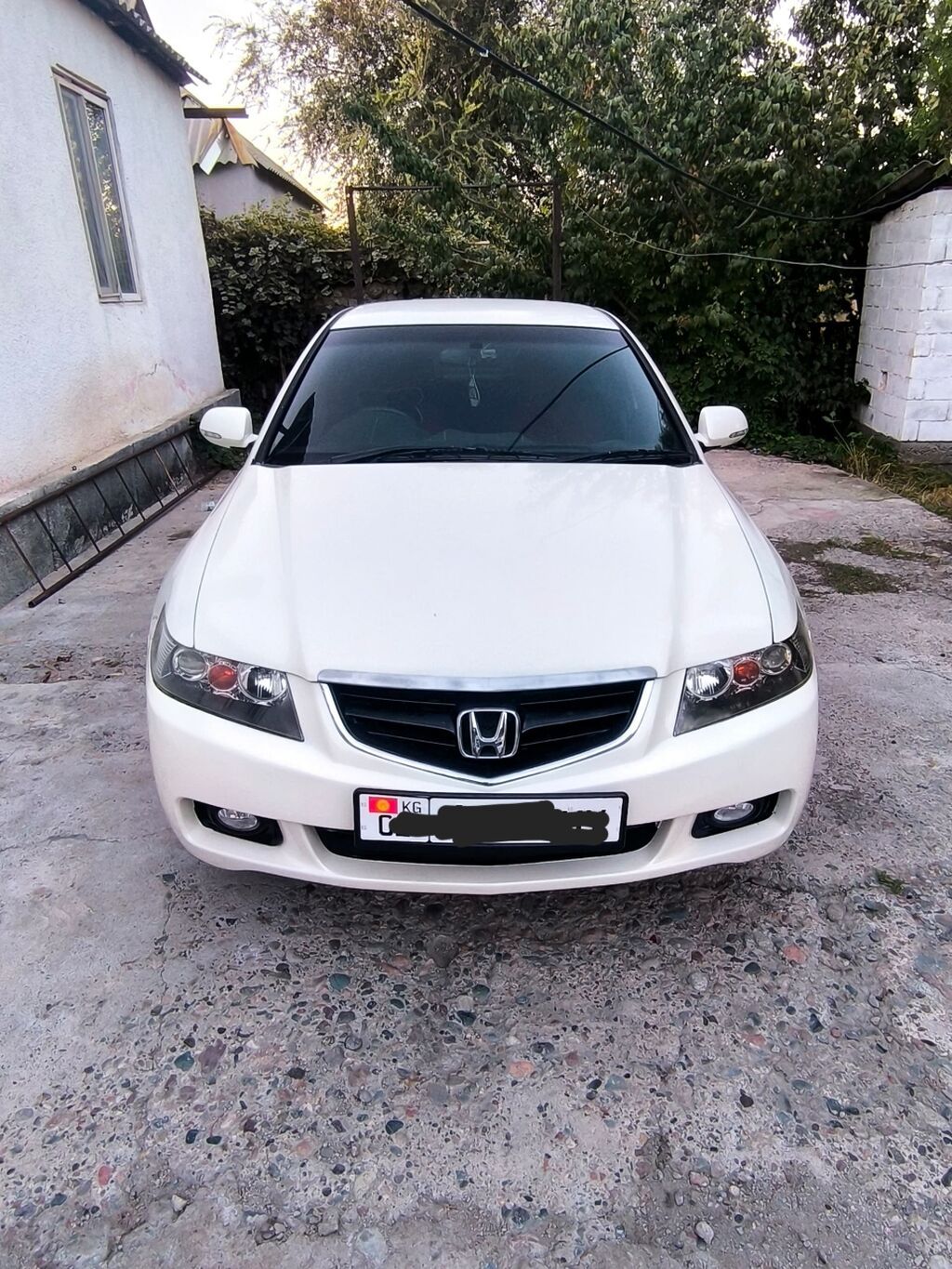 Honda Accord: 2004 г., 2 л, Автомат, Бензин, Седан: фото 1