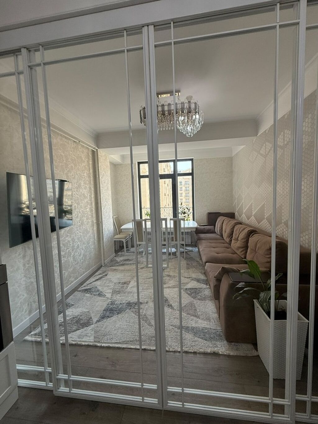 2 комнаты, 63 м², Асанбай мкр 5 этаж, Евроремонт: фото 3