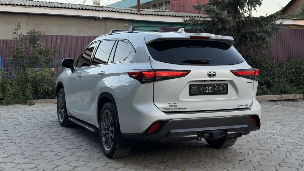 Toyota Highlander: 2022 г., 2.5 л, Автомат, Гибрид, Кроссовер: фото 6