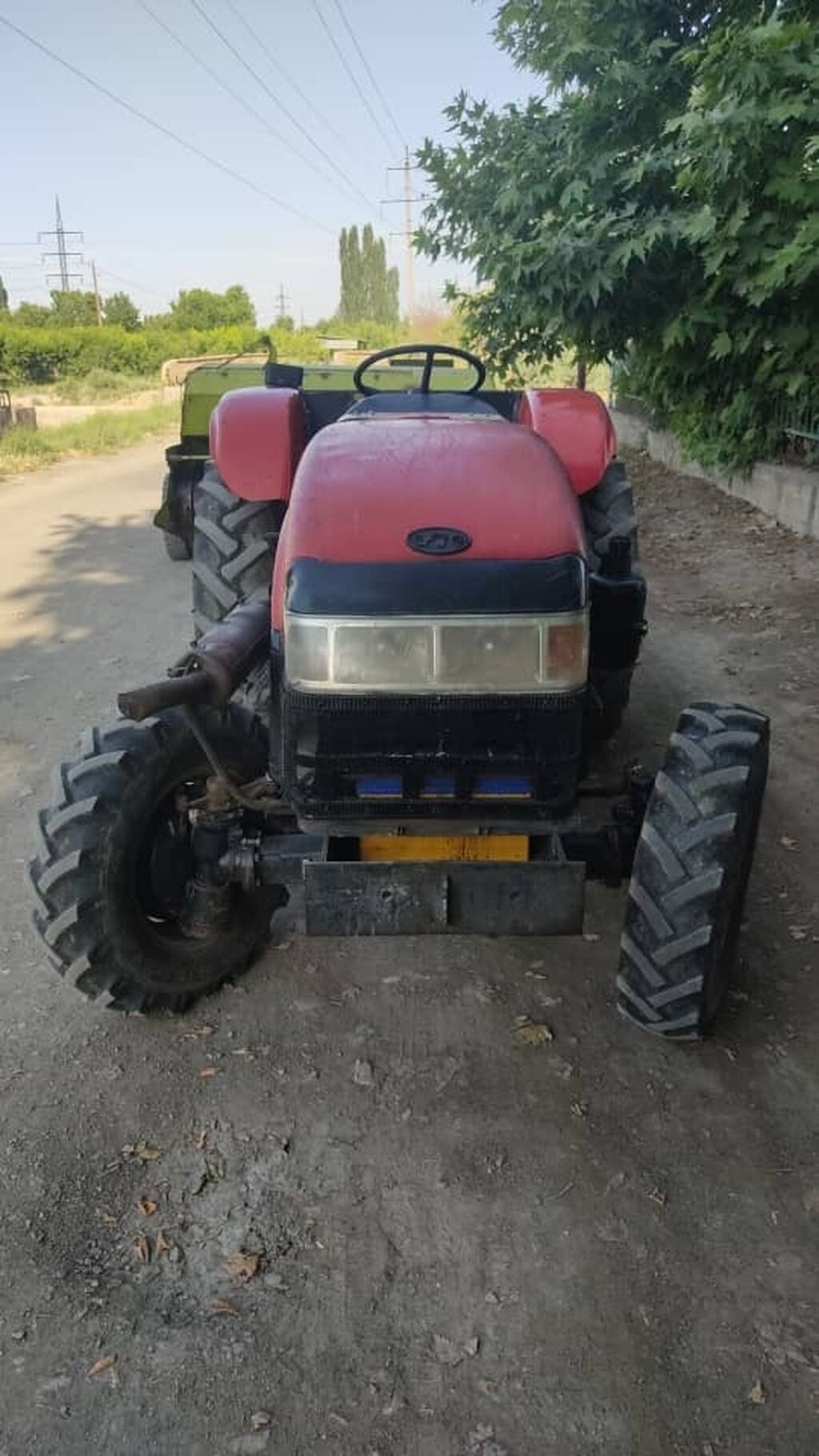 Тракторы в кызыле. Мтз 82. Мтз 82. Трактор 82 кызыле. Тракторный кызыл.