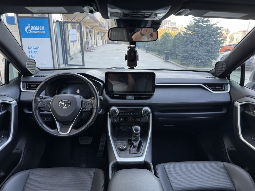 Toyota RAV4: 2021 г., 2.5 л, Автомат, Гибрид, Кроссовер: фото 7