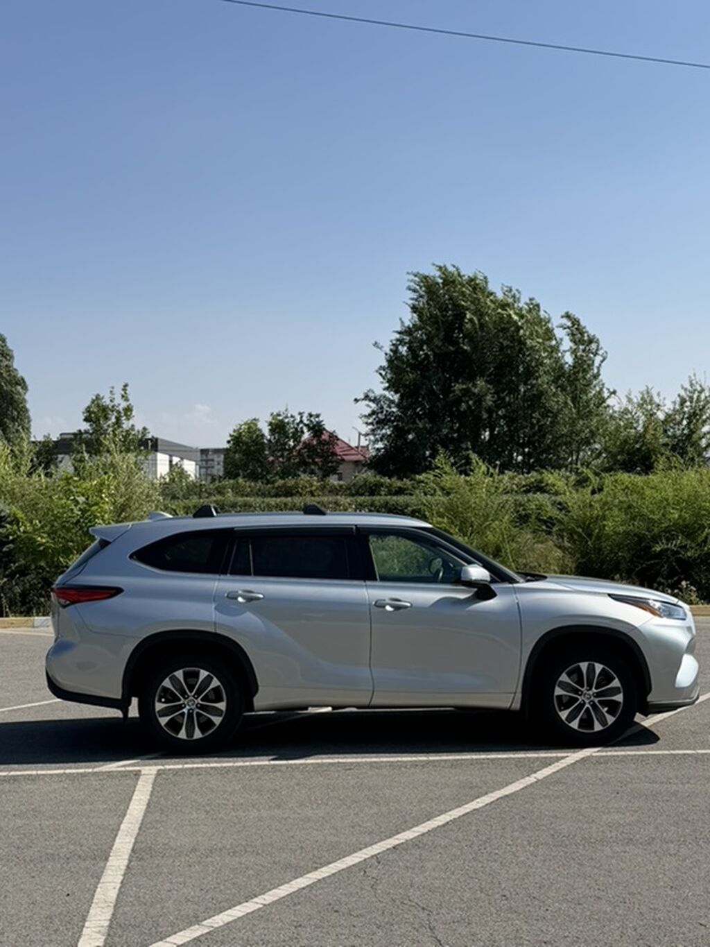 Toyota Highlander: 2020 г., 3.5 л, Автомат, Бензин, Кроссовер: фото 3