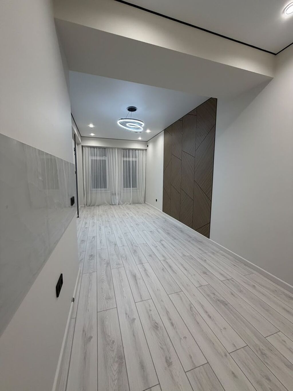 3 комнаты, 82 м², Технопарк Элитка, 4 этаж, Дизайнерский ремонт: фото 4