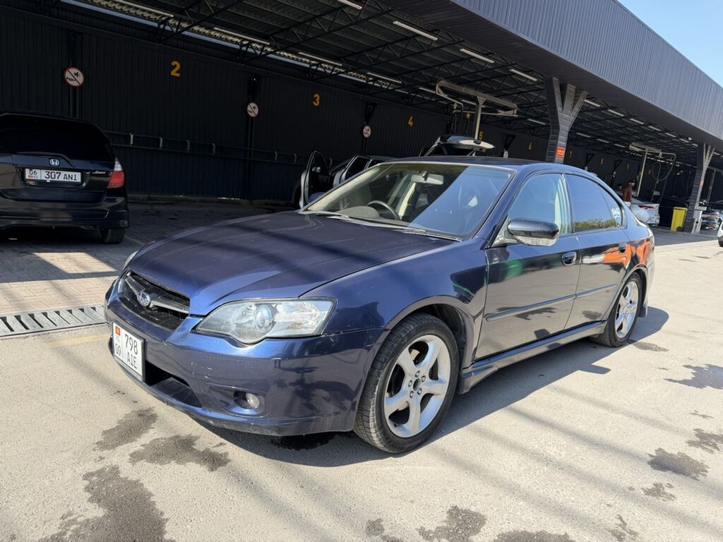 Subaru Legacy: 2003 г., Автомат, Седан: фото 3