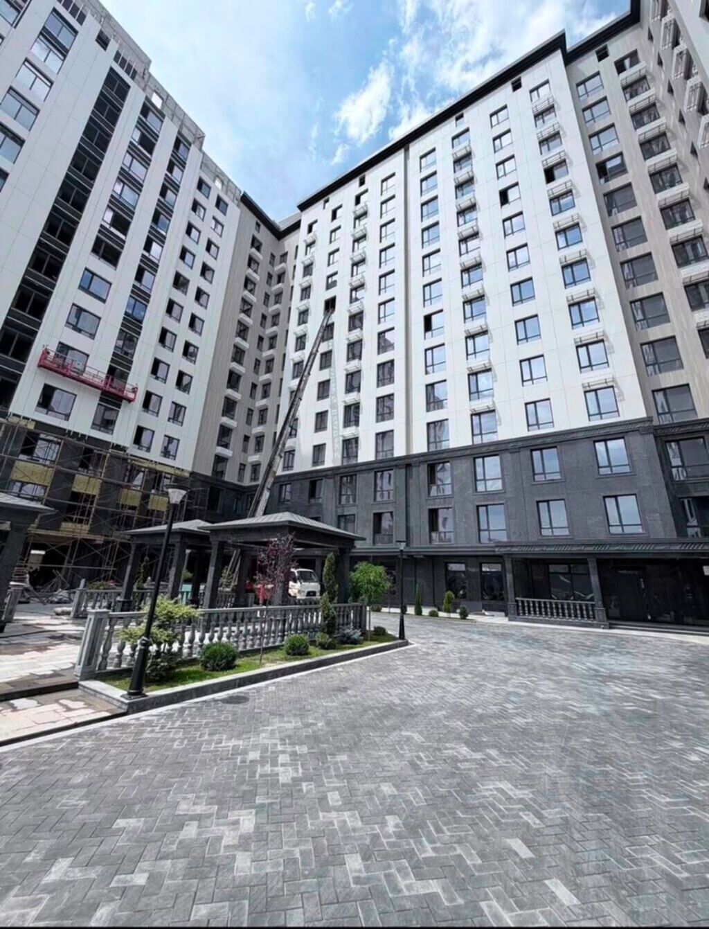 2 комнаты, 65 м², Городская больница №4 (ул. Айни) Элитка, 12 этаж, ПСО (под самоотделку): фото 1
