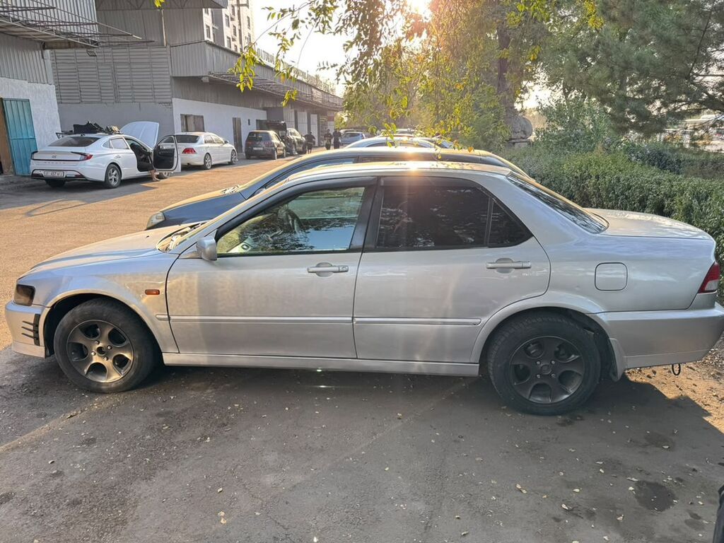 Honda Accord: 2000 г., 1.8 л, Автомат, Бензин, Седан: фото 3