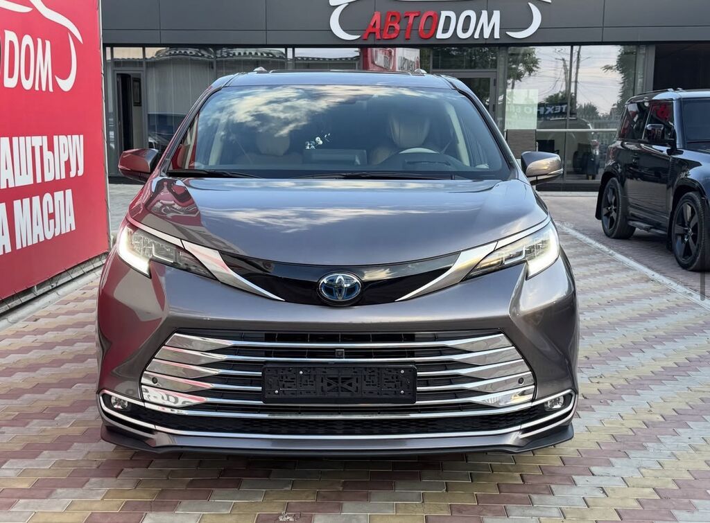 Toyota Sienna: 2021 г., 2.5 л, Автомат, Гибрид, Минивэн: фото 2