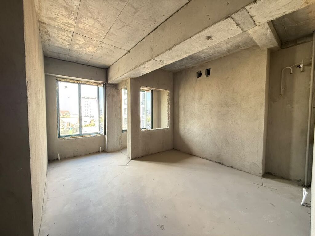 Продам 2-комнатную квартиру 69 м² под самоотделку: фото 1