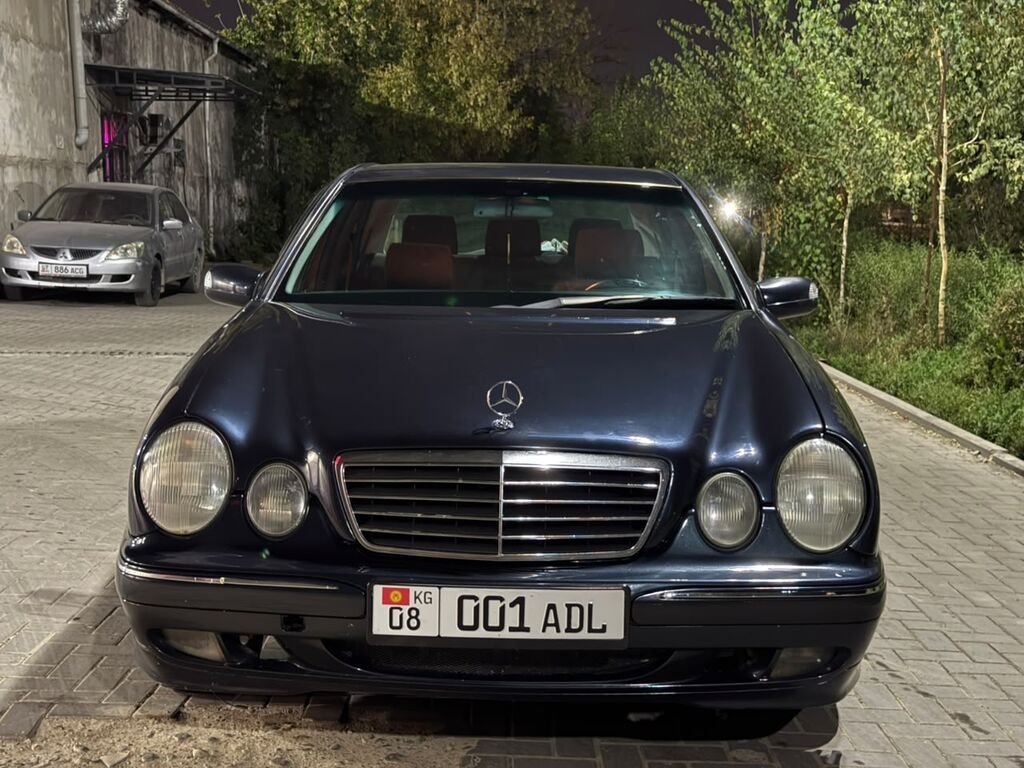 Mercedes-Benz E-Class: 2001 г., 2.4 л, Автомат, Бензин, Седан: фото 3