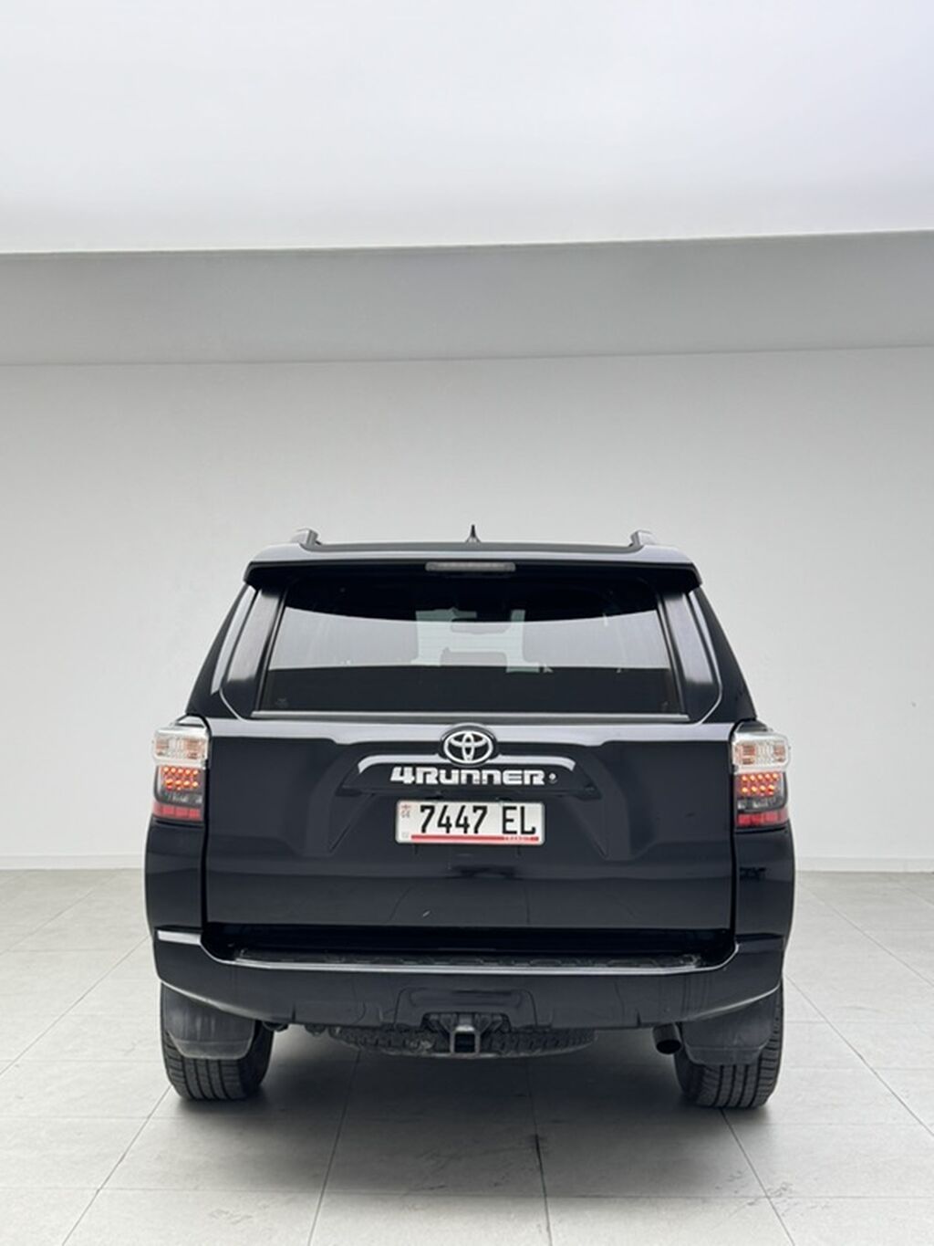 Toyota 4Runner: 2020 г., 4 л, Автомат, Бензин, Внедорожник: фото 6