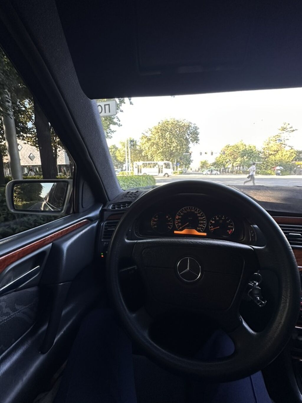 Mercedes-Benz E-Class: 1996 г., 2.8 л, Механика, Бензин, Седан: фото 4