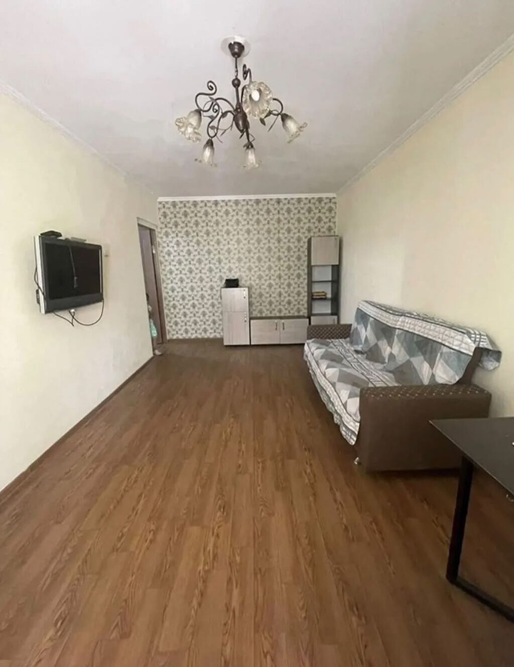1 комната, 32 м², 3 мкр 104 серия, 2 этаж, Косметический ремонт: фото 2