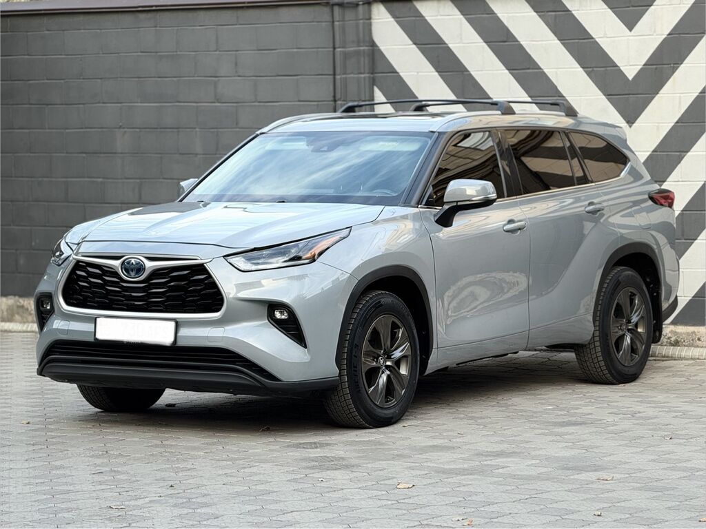 Toyota Highlander: 2021 г., 2.5 л, Вариатор, Гибрид, Внедорожник: фото 2