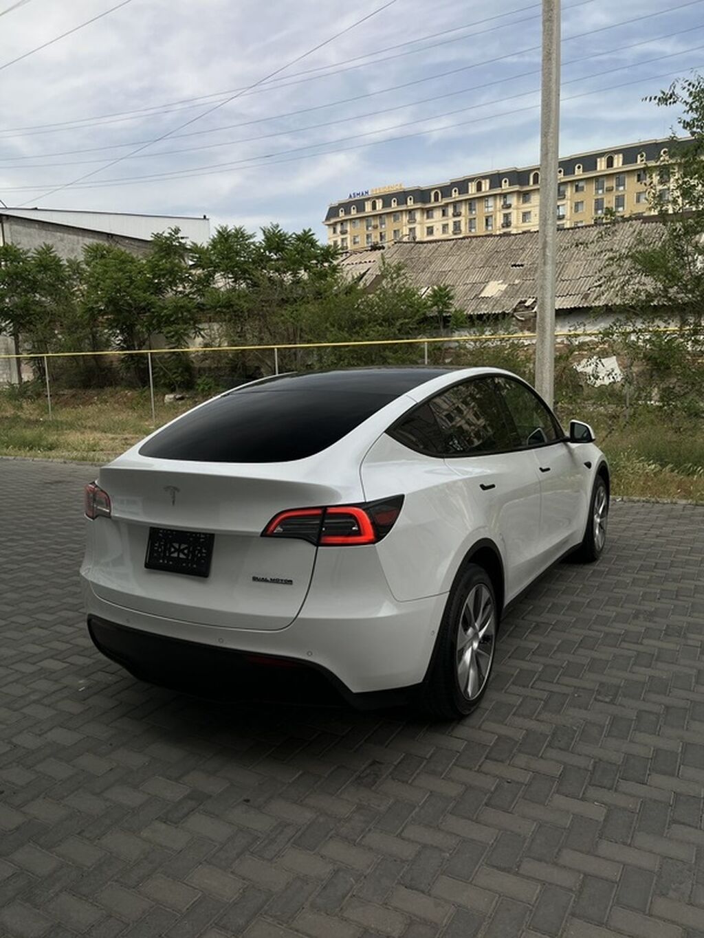 Tesla Model Y: 2021 г., Автомат, Электромобиль, Кроссовер: фото 3