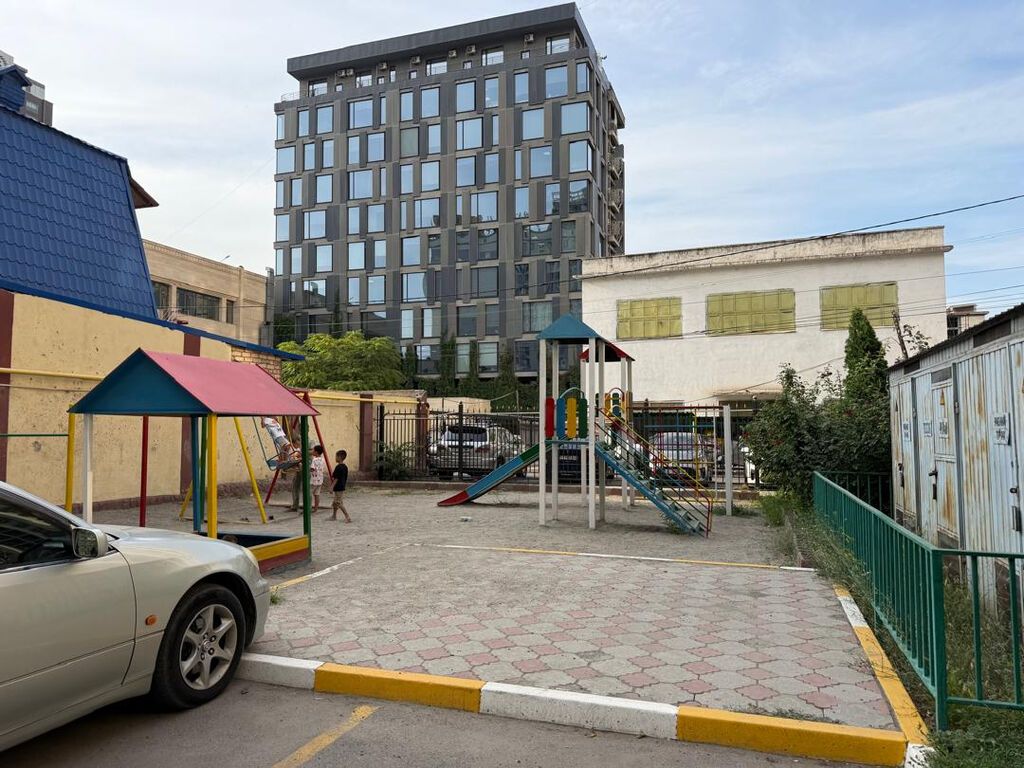 3 комнаты, 125 м², Золотой квадрат Элитка, 6 этаж, Евроремонт: фото 3