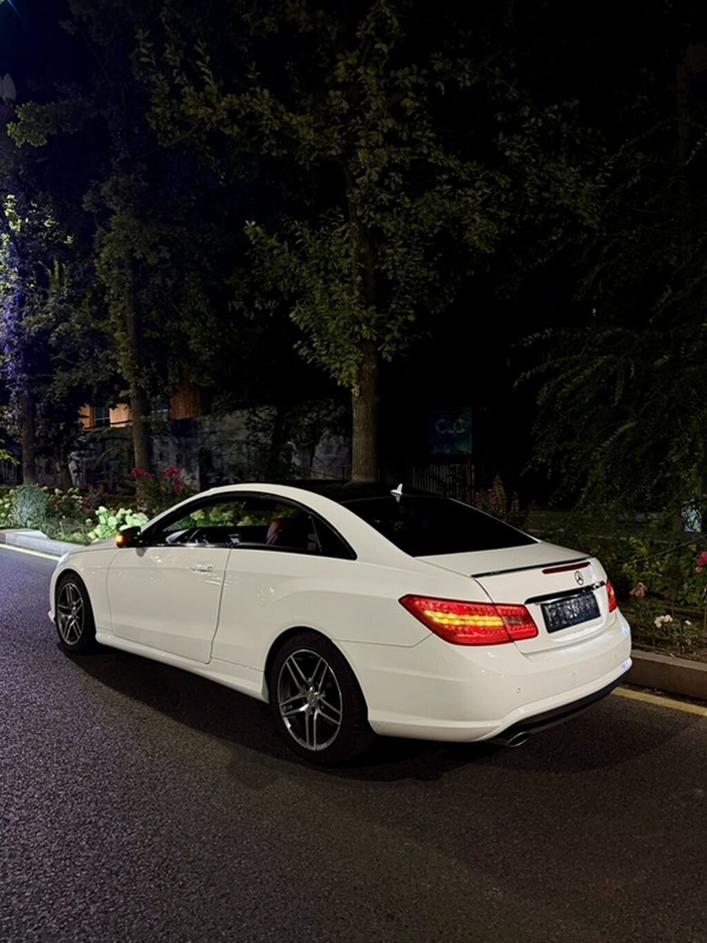 Mercedes-Benz E-Class: 2012 г., 1.8 л, Автомат, Бензин, Купе: фото 6