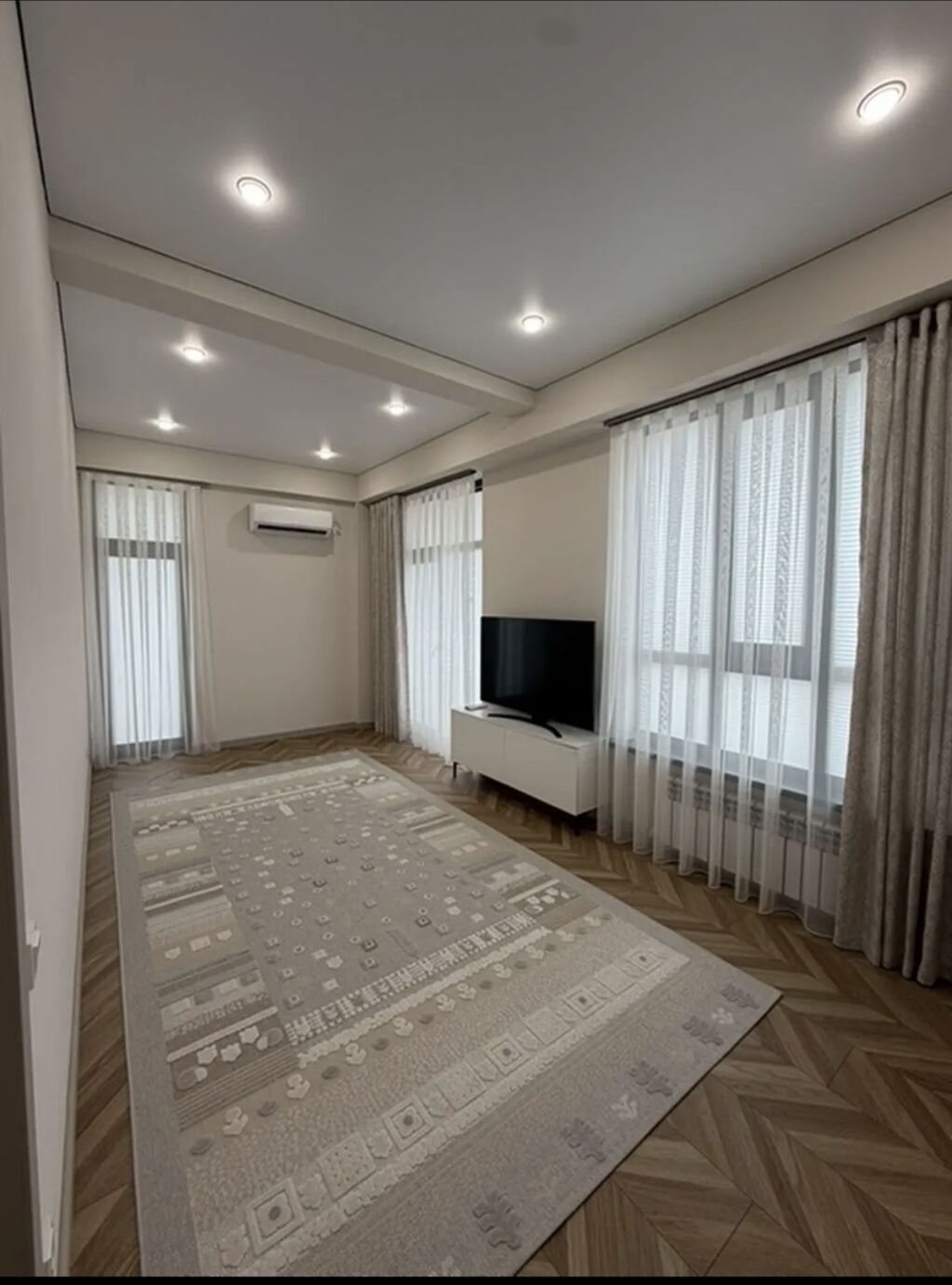 1 комната, 92 м², Свежий ремонт: фото 4