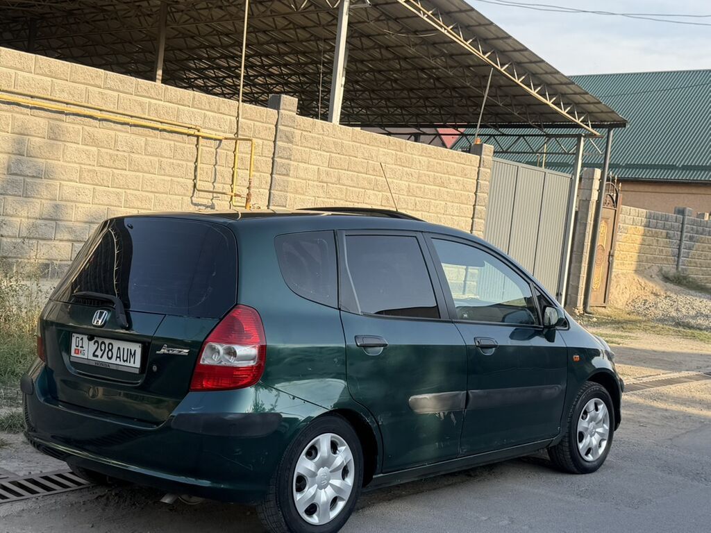 Honda Jazz: 2003 г., 1.3 л, Вариатор, Бензин, Хэтчбэк: фото 2